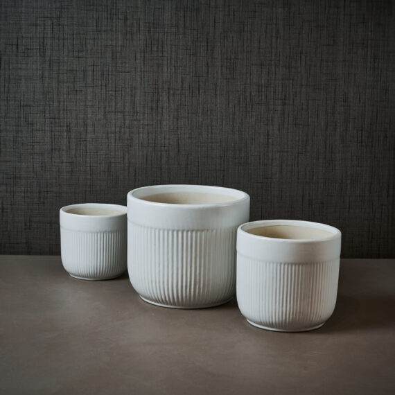 Cyclindrical white planter - set of 3