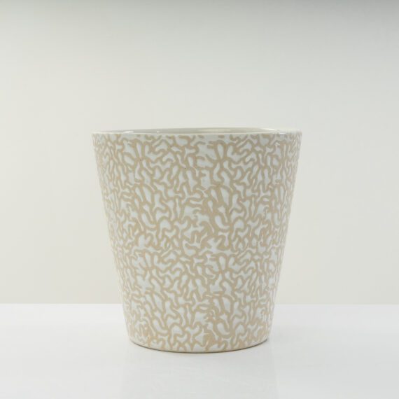 White Textured Ceramic  (19.5 cm )Planter Pot/Vase for home/cafe/restaurant/garden Decor