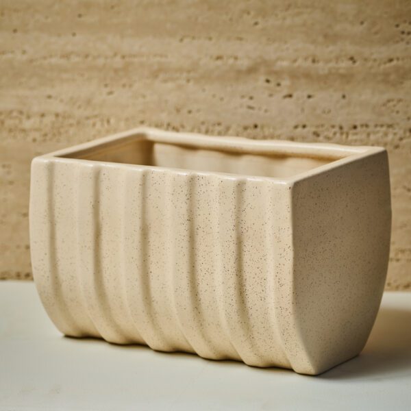 Vintage Hull Beige Ceramic Planter/Indoor & Outdoor Ceramic Planter