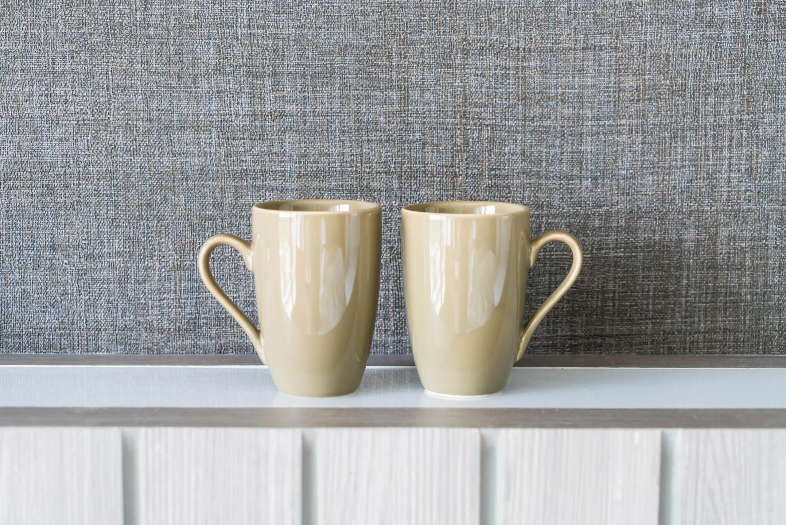 Simple and Stylish Ceramic Items for Daily Use
