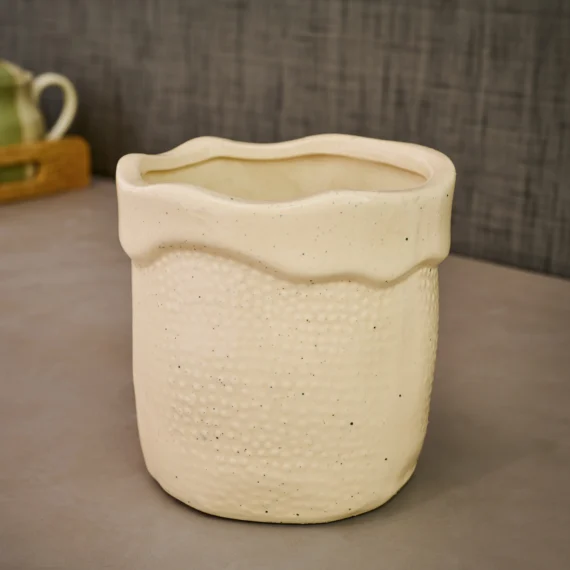 Textured Beige Ceramic Planter with Drainage hole/ planter pot/ ceramic home décor